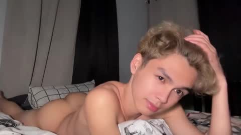 Snapshot of camwithethan chatting on 02/26/26, 09:19 Ethan online show from 02/26/26, 09:19