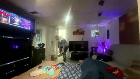 Snapshot of canadaguuy78 chatting on 04/02/26, 03:20 CanadaGuy1978 online show from 04/02/26, 03:20