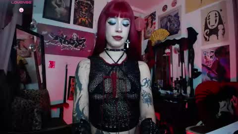 Elizabeth666 online show from 11/14/25, 08:35