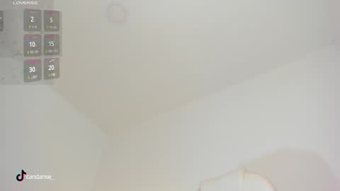 Snapshot of candase_ chatting on 01/29/25, 11:14 Candase online show from 01/29/25, 11:14