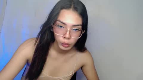 Candi online show from 10/27/25, 04:05