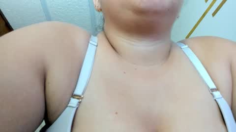 Snapshot of candiapole chatting on 04/28/26, 12:21 Candy online show from 04/28/26, 12:21