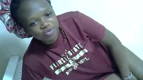 candiemaya online show from 10/29/25, 03:25