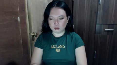 Snapshot of candiiice18 chatting on 06/18/26, 06:24 candiiice18 online show from 06/18/26, 06:24