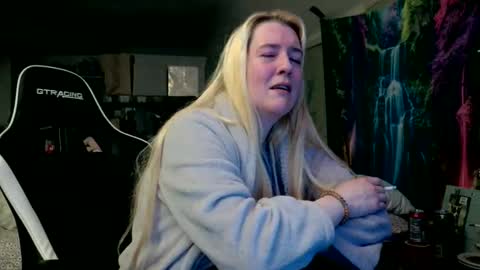 Candi online show from 05/09/26, 02:06