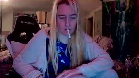 Candi online show from 05/10/26, 12:05
