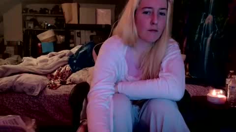Candi online show from 05/11/26, 12:55
