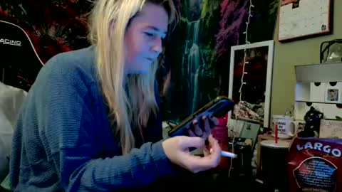 Candi online show from 06/01/26, 06:59