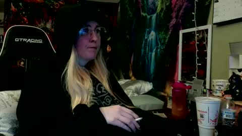 Candi online show from 06/10/26, 01:21