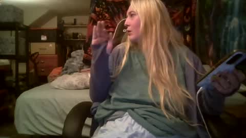 Candi online show from 06/12/26, 03:16