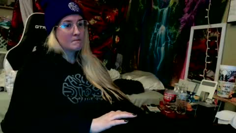 Candi online show from 06/19/26, 06:56