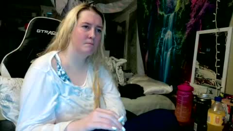 Candi online show from 07/01/26, 03:45