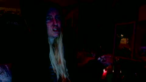 Candi online show from 07/03/26, 08:43