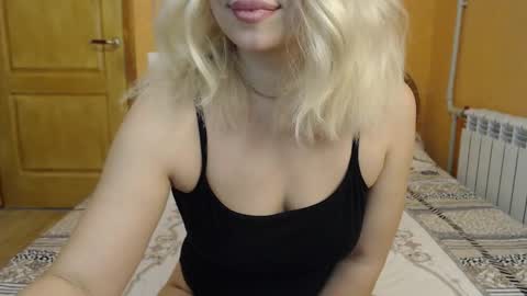 Snapshot of candy_9797 chatting on 03/05/26, 10:11 Candy online show from 03/05/26, 10:11