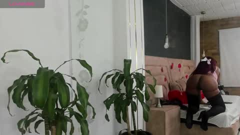 Snapshot of candy_bony chatting on 02/14/25, 10:47 candy_bony online show from 02/14/25, 10:47