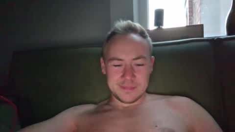 candy_boy_xoxo online show from 06/07/26, 07:39