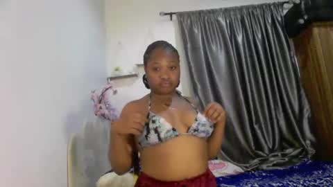 Snapshot of candy_creamypussy chatting on 04/28/26, 10:48 Candy online show from 04/28/26, 10:48