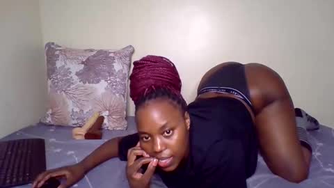 candy online show from 04/27/26, 03:43