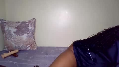 candy online show from 05/11/26, 07:33