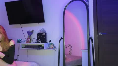 candy_flosse online show from 10/14/25, 08:15