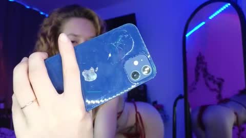 candy_flosse online show from 10/25/25, 08:11