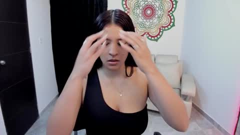 candy_fox_19 online show from 11/24/25, 05:56