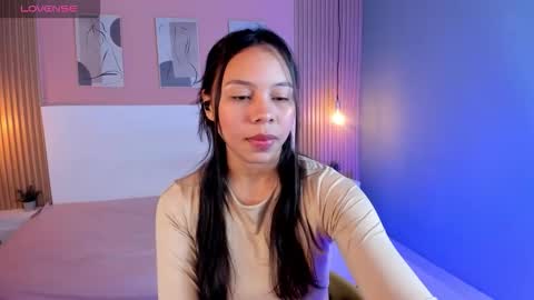 Snapshot of candy_lux30 chatting on 10/14/25, 03:40 Candy online show from 10/14/25, 03:40