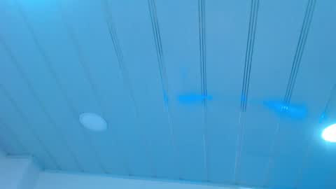 Candy online show from 10/03/25, 08:50