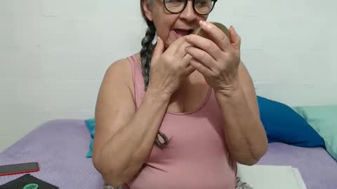 candy online show from 10/03/25, 11:35