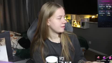 Megan online show from 12/16/24, 04:38