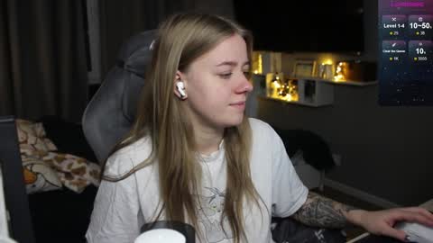 Megan online show from 01/02/25, 02:24