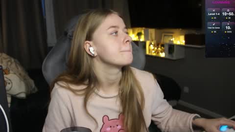 Megan online show from 01/09/25, 01:35