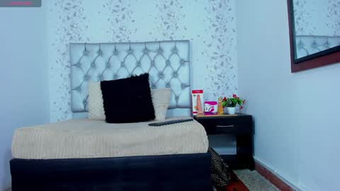 Snapshot of candy_mery chatting on 01/10/25, 05:13 candy mery online show from 01/10/25, 05:13