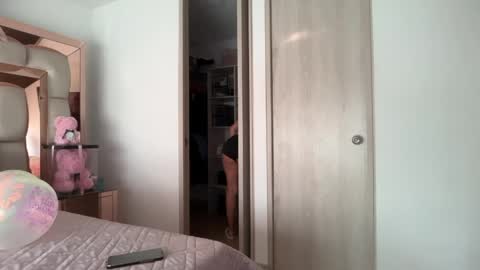 Snapshot of candy_sam28 chatting on 04/10/26, 08:24 samantha online show from 04/10/26, 08:24