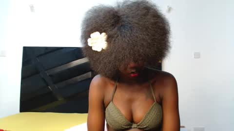 Candy online show from 10/05/25, 04:05