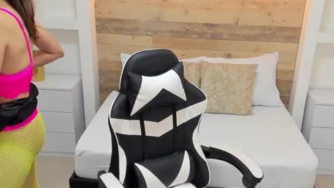 CANDY online show from 10/01/25, 07:20