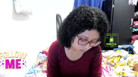 Snapshot of candy_val chatting on 11/21/25, 04:55 candy_val online show from 11/21/25, 04:55