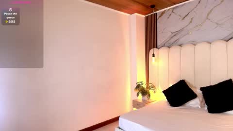 candyclair01 online show from 12/03/25, 07:56