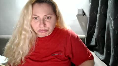 Snapshot of candycream74 chatting on 02/23/25, 01:46 Laura online show from 02/23/25, 01:46