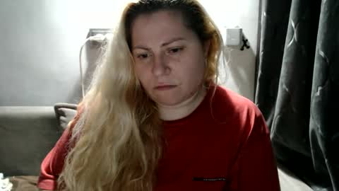 Snapshot of candycream74 chatting on 02/23/25, 10:20 Laura online show from 02/23/25, 10:20