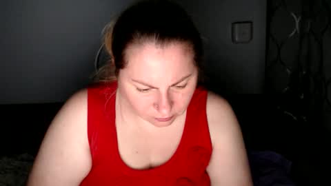 Snapshot of candycream74 chatting on 09/10/25, 04:45 Laura online show from 09/10/25, 04:45