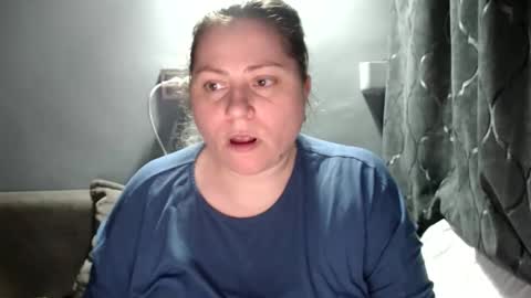 Snapshot of candycream74 chatting on 10/27/25, 02:54 Laura online show from 10/27/25, 02:54