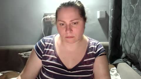 Snapshot of candycream74 chatting on 11/24/25, 07:02 Laura online show from 11/24/25, 07:02