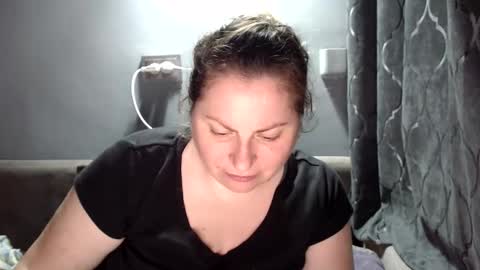 Laura online show from 01/05/26, 06:00