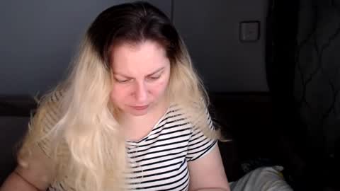 Laura online show from 02/02/26, 07:29