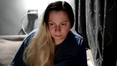 Laura online show from 04/30/26, 06:36