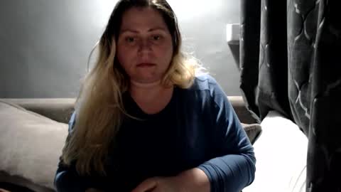 Laura online show from 04/30/26, 08:57