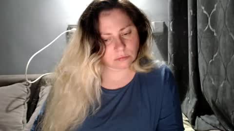 Snapshot of candycream74 chatting on 05/18/26, 12:18 Laura online show from 05/18/26, 12:18