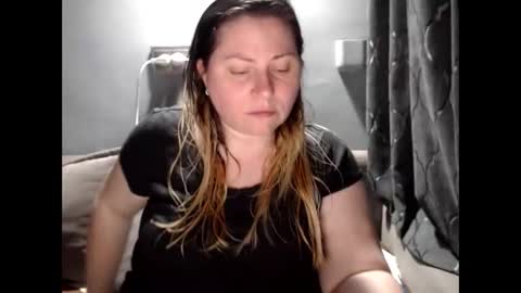Snapshot of candycream74 chatting on 06/06/26, 08:02 Laura online show from 06/06/26, 08:02