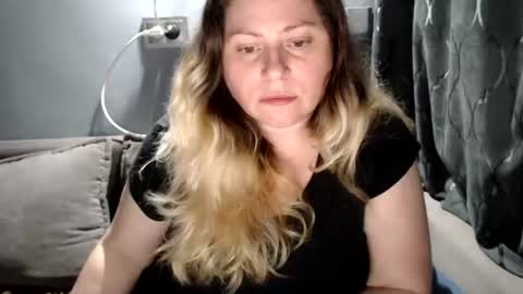 Laura online show from 07/14/26, 02:05
